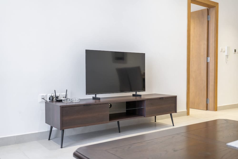 Lovely and Spacious 1 BR in Divine Residences