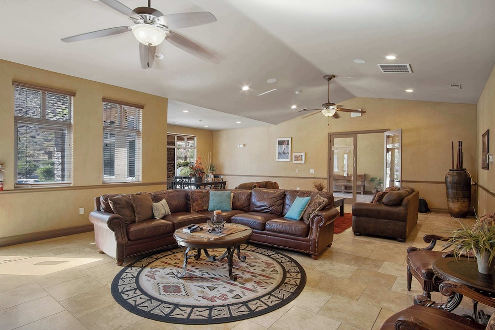 Sunset Vista - Amazing Views - Pet Friendly!