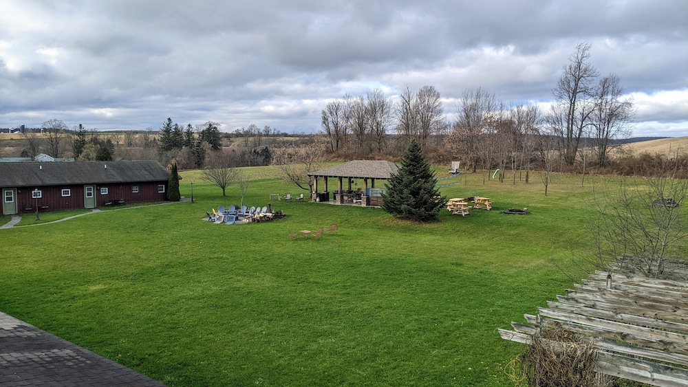 The Meadowlark Inn view 5