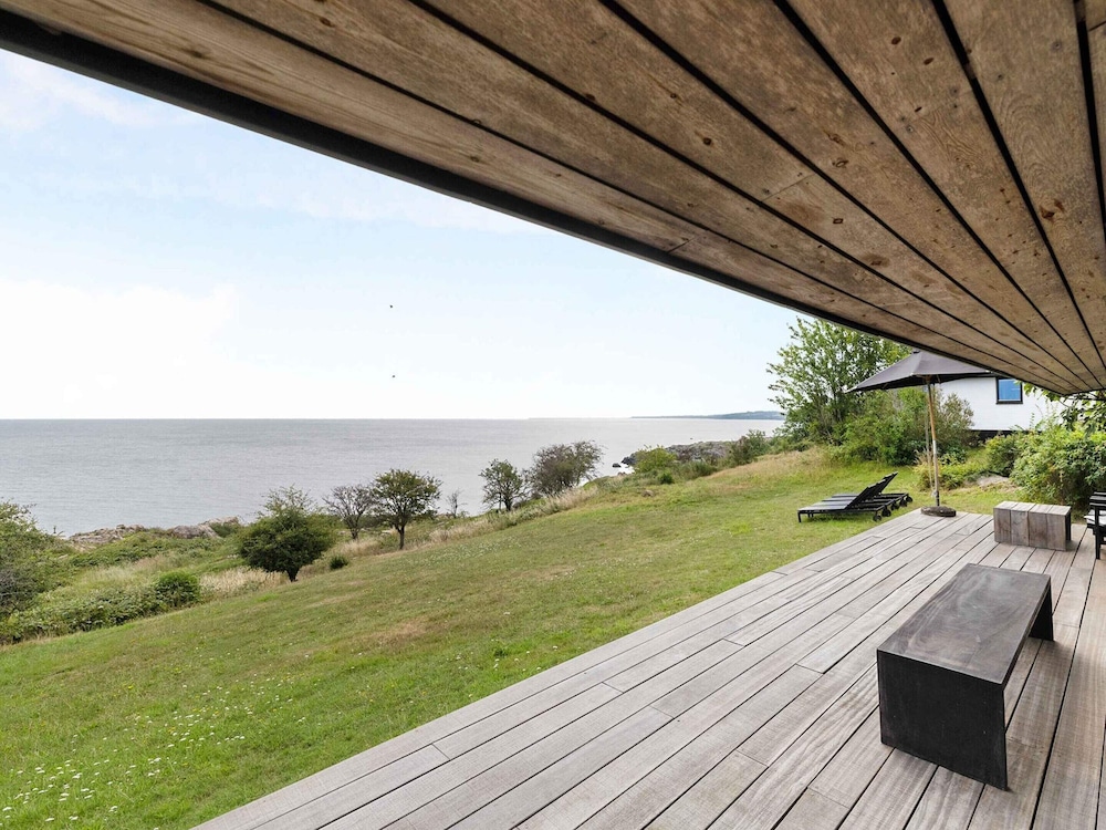5 Star Holiday Home in Gudhjem