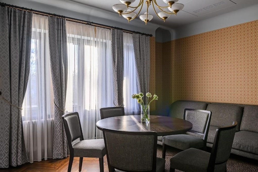 Roze Peldu Residence