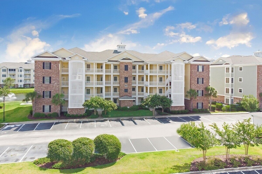 Magnolia Pointe 4887-201 3 Bedroom Condo