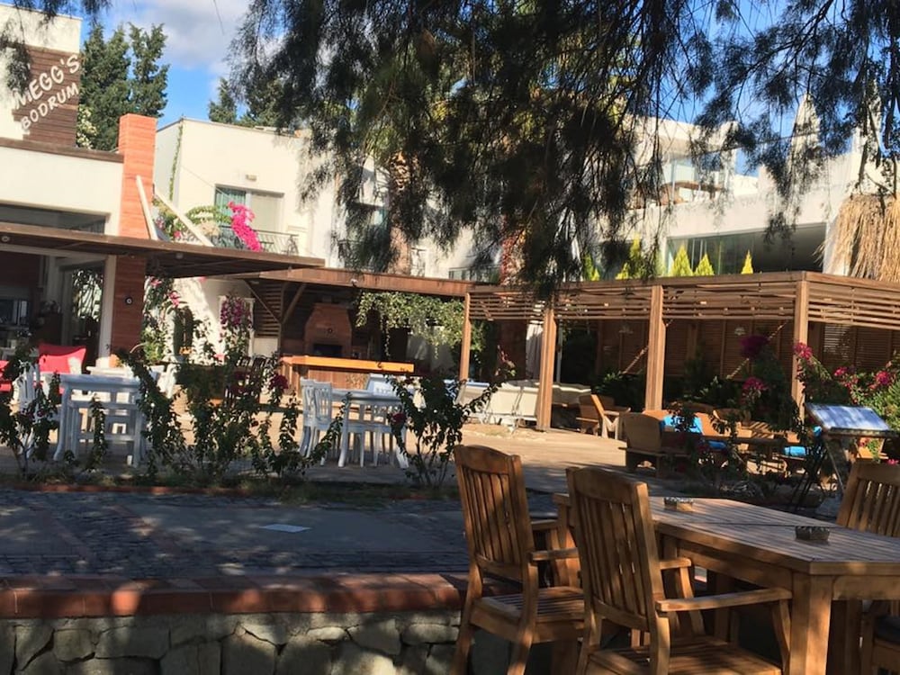 Meggs Bodrum Beach Otel - Image 13