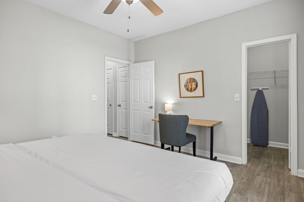 Furnished Apartments near Emory view 2