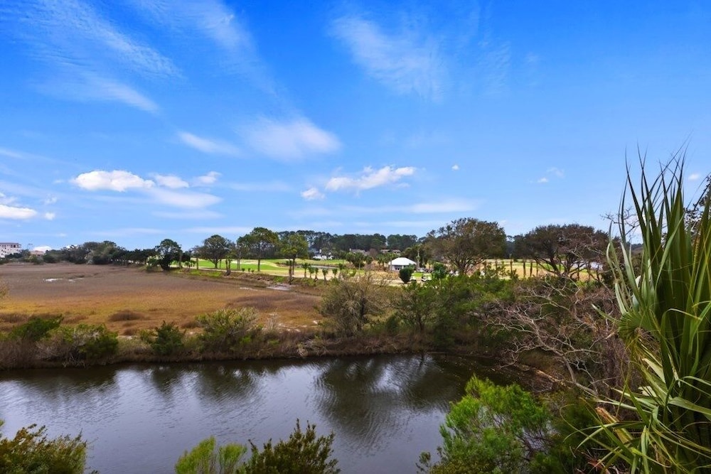 Sandy Beach Escape - Monthly Rates Until 2/28/26! 2 Bedroom Condo