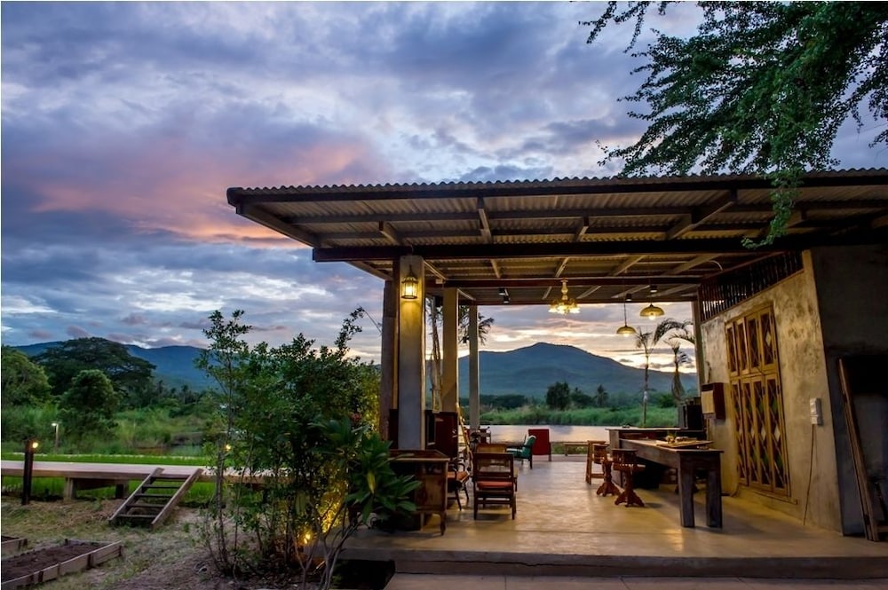 Phu-Anna Eco House