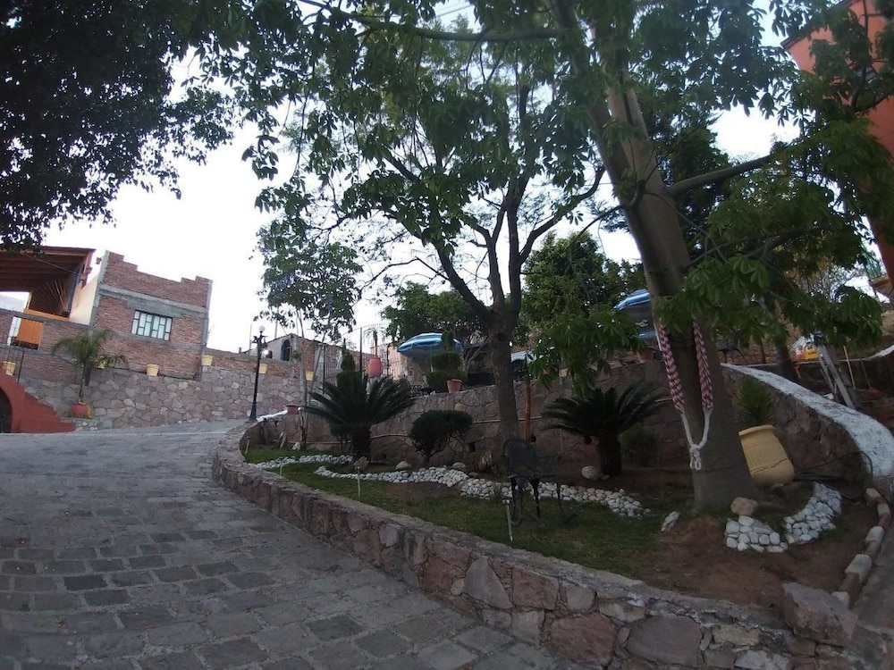 Mina Esperanza view 4