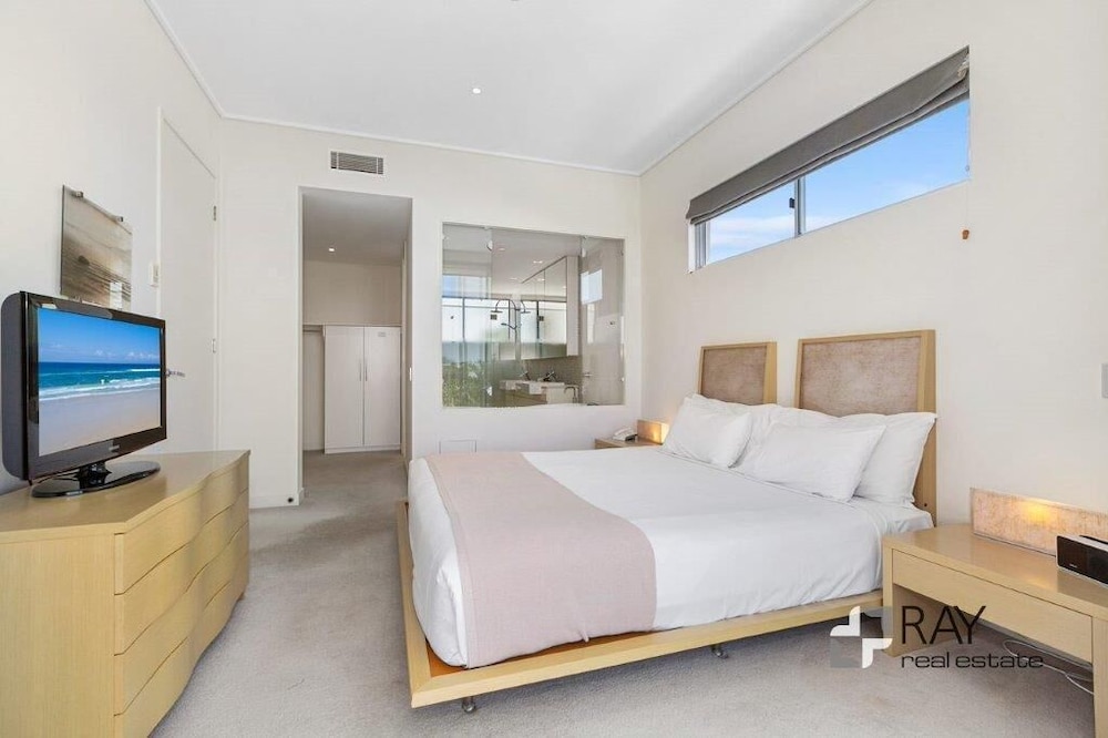 Luxury Apartments on Bells Boulevard