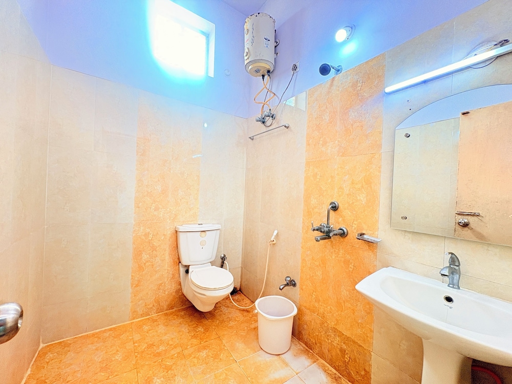 Swarna Villa puri Near Sea Beach