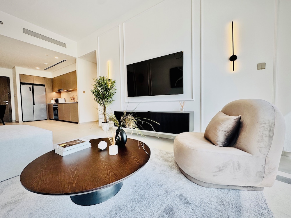 Venduras Elite 2BR Burj Khalifa View