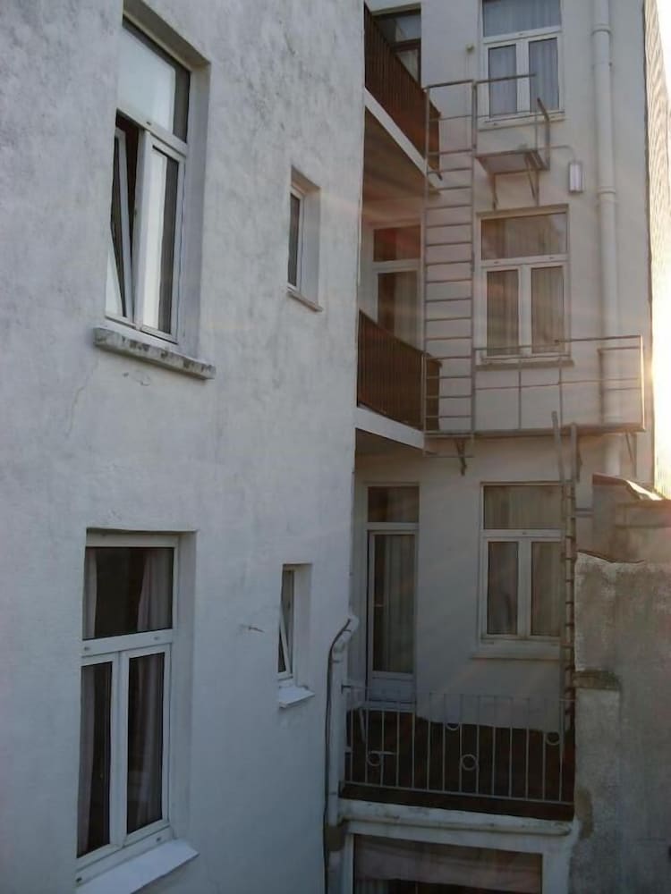 Photo 50