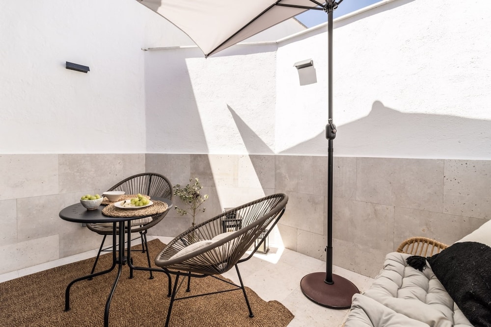 Lustar - 2 Bedrooms and Terrace in Chueca