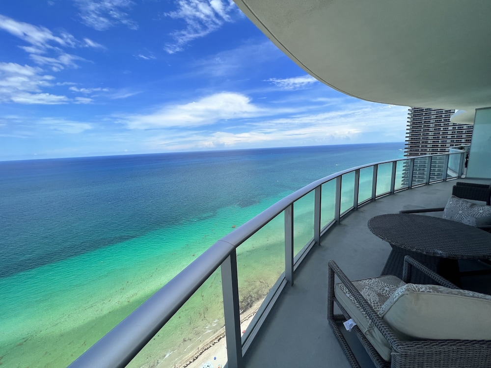 Lyfe Beach Resort