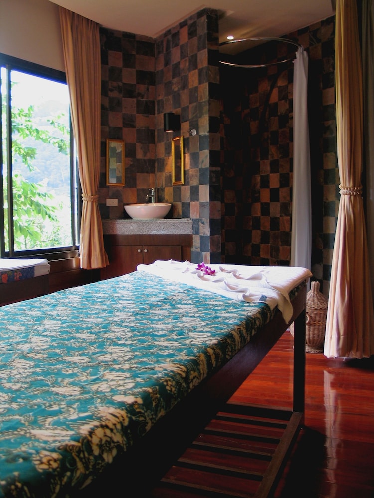 Aliria Bed and Breakfast