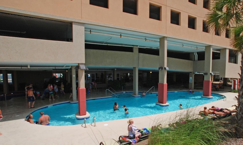 Bahama Sands 702