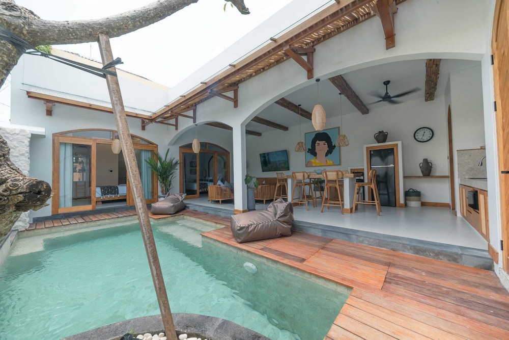 Villa Jackie O