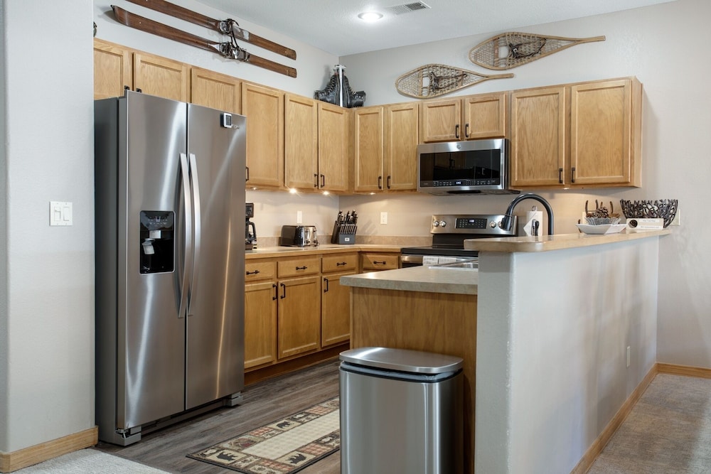 Canyon Run B203 3 Bedroom Condo by RedAwning - Property Image 17