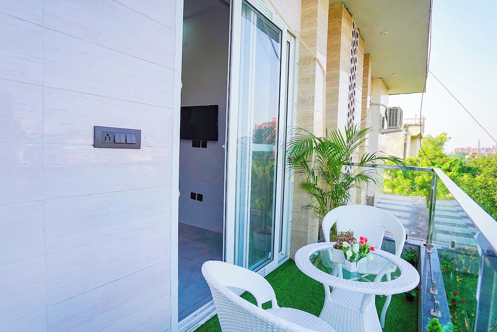 FabHotel Grihum 56