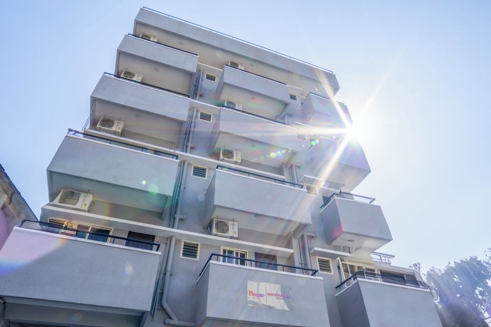 Housr Marathahalli Near Bagmane Park