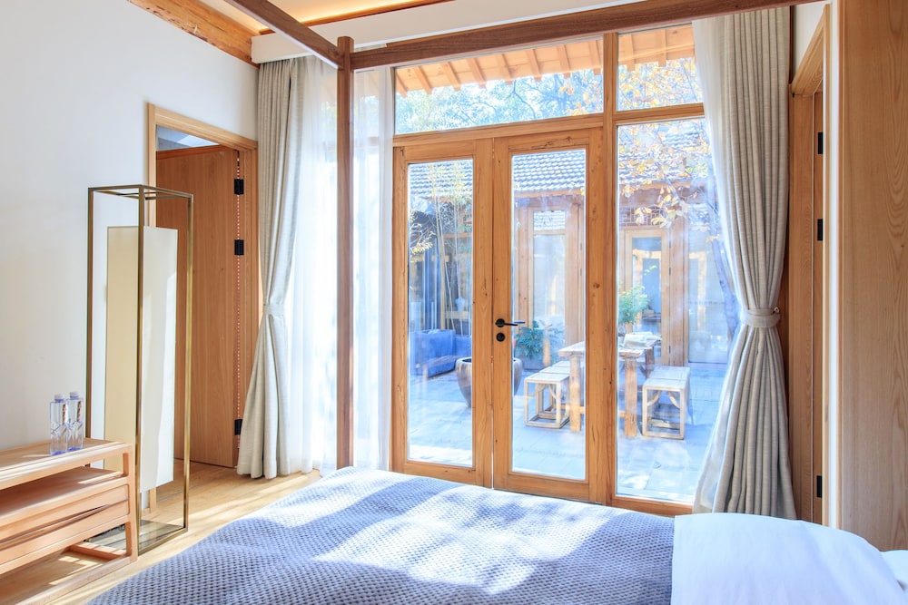 ISVARA Culture Homestay Li Mu Space