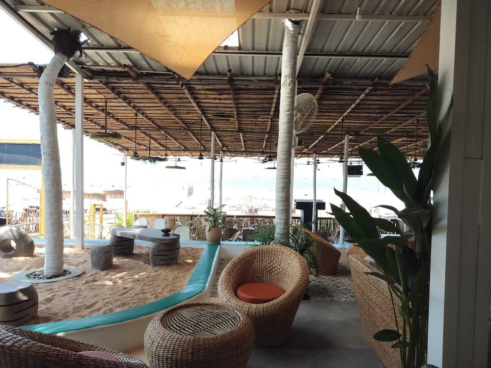 Surf House Beach Resort