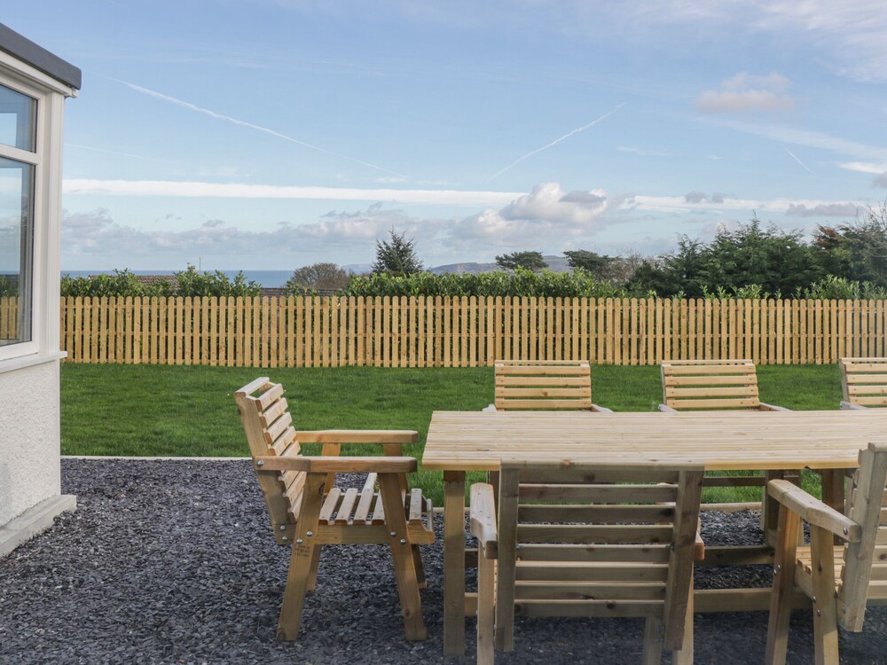Top Of The Lane Luxury Holiday Apartment