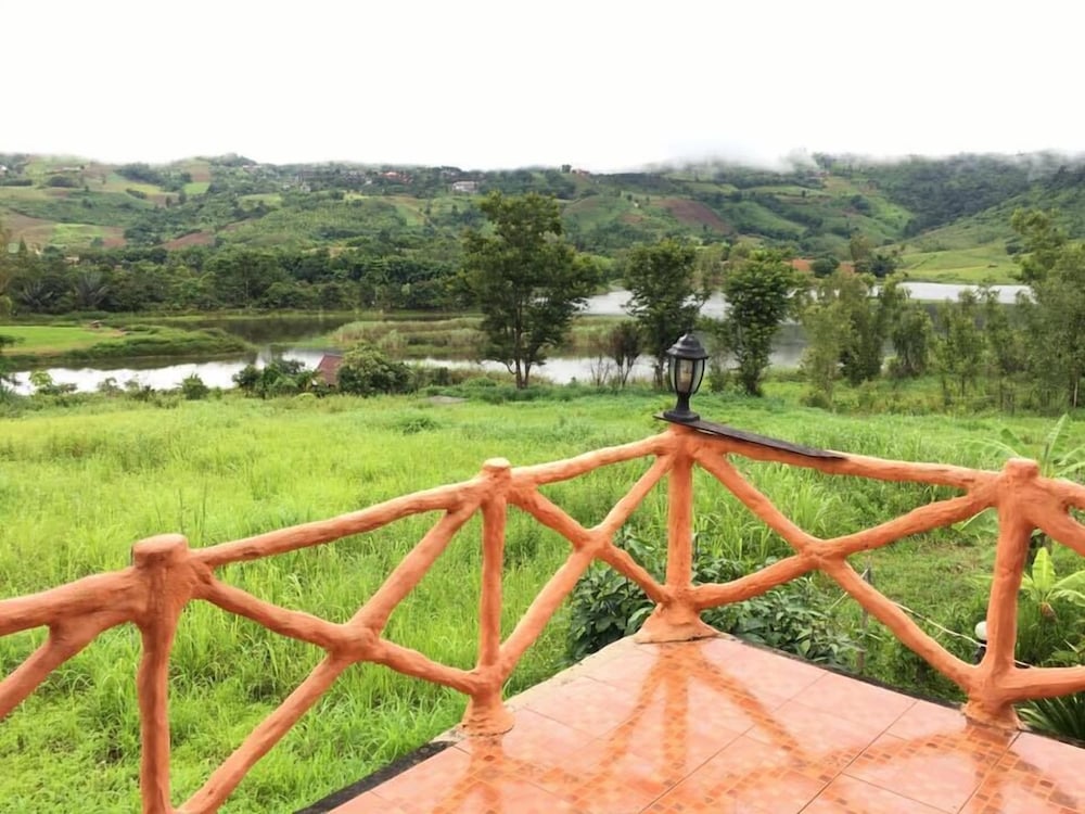Nidahommok Resort