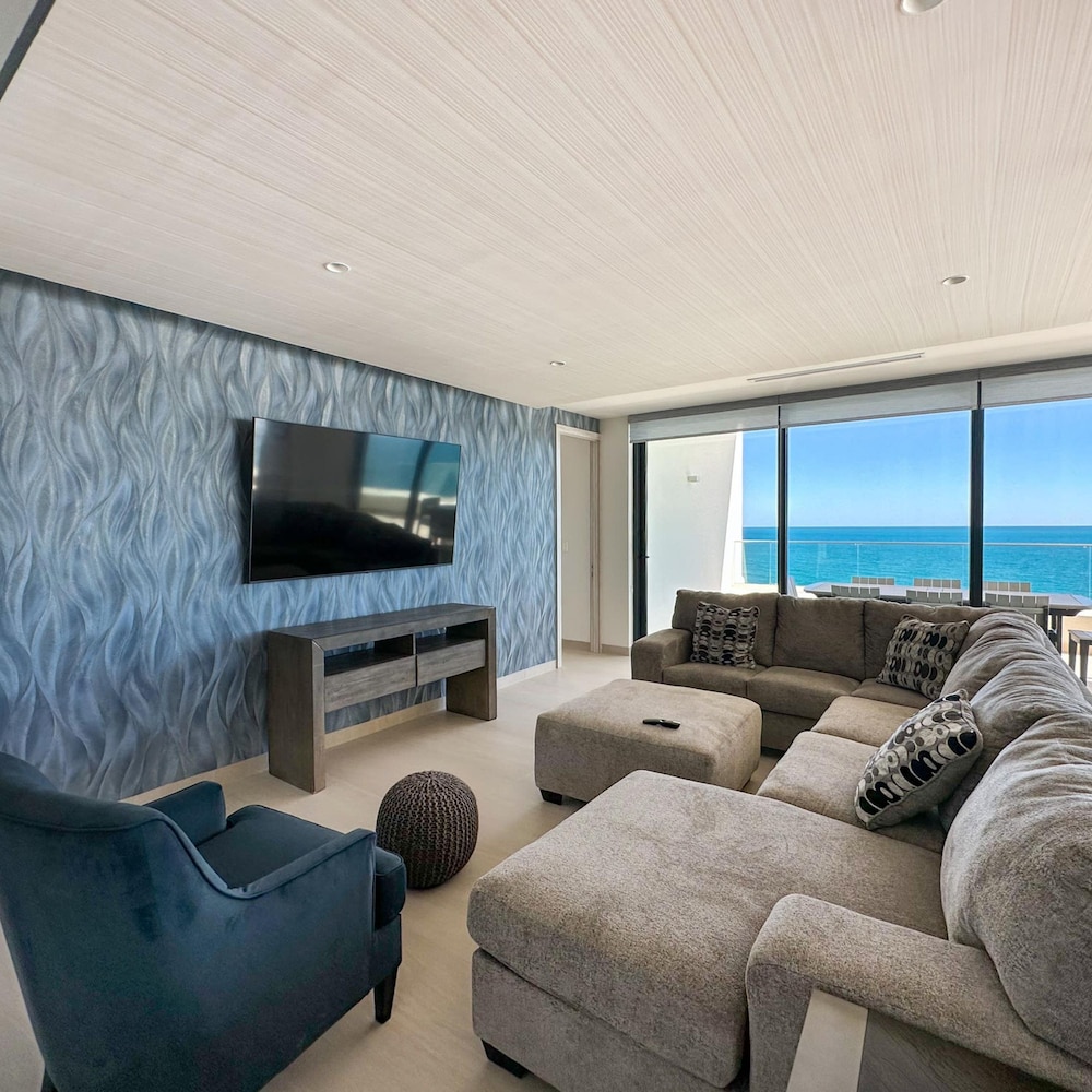 Brand New 6 Bedroom Penthouse