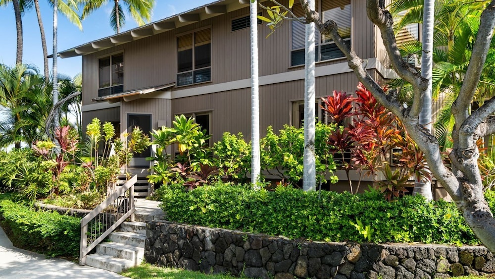 Sunset & Golf Course Views - AC & Wifi - Shady Lanai! - Vrkcv