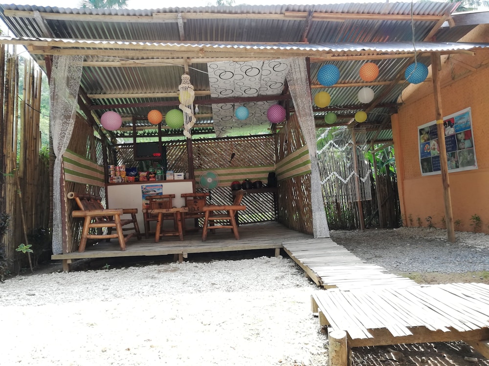 Forest Inn