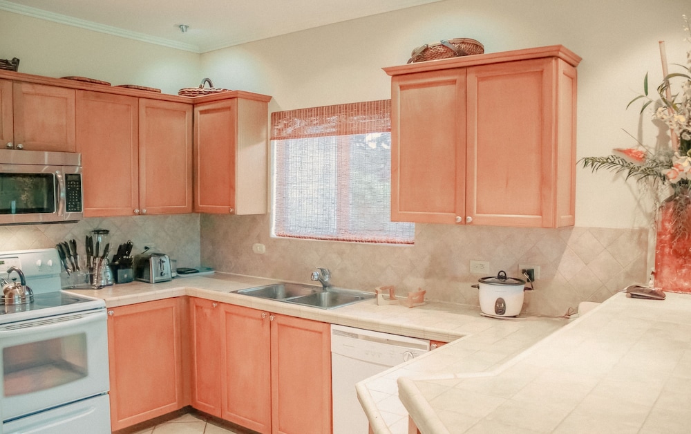 CR Luxury Del Mar 4F 1 Bdrm