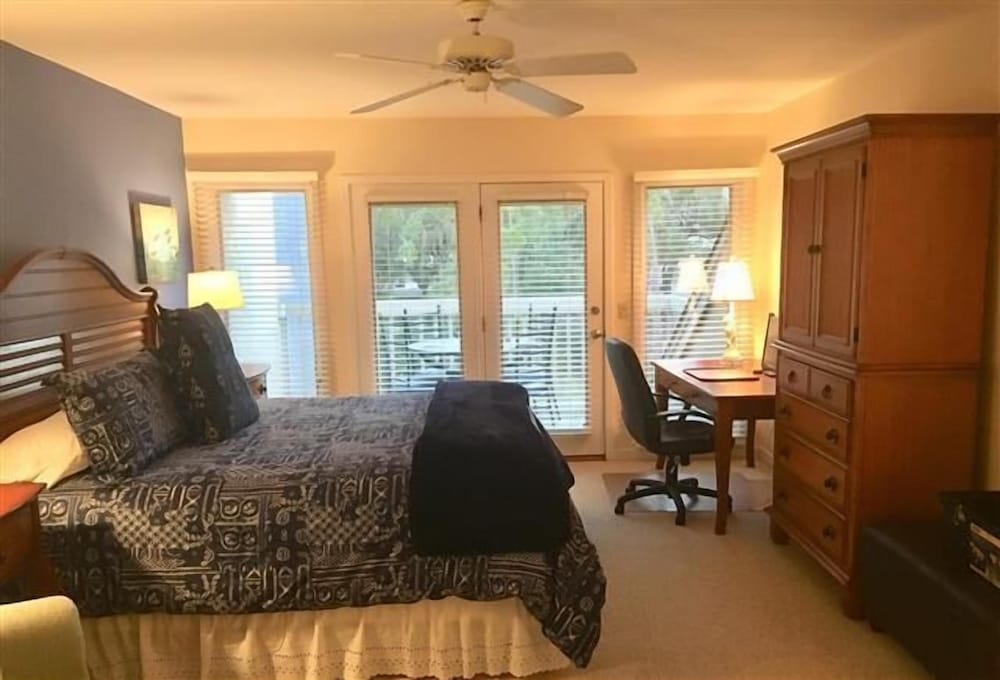 10 Genoa Court at The Sea Pines Resort view 5