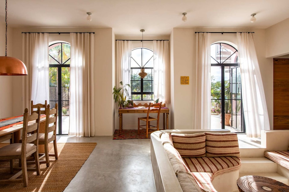 Casa Todos by Boutique