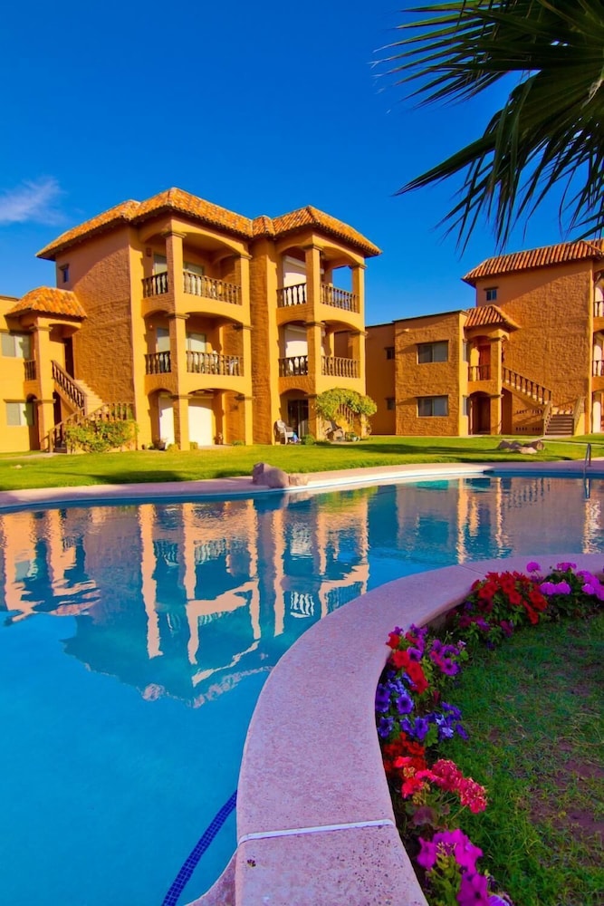 Las Glorias LG307 3 Bedroom Apartment By Seaside San Carlos