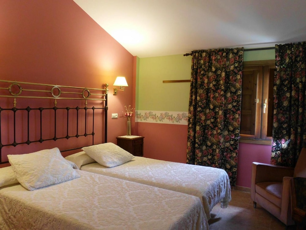 Apartamentos Remanso del Río Razón