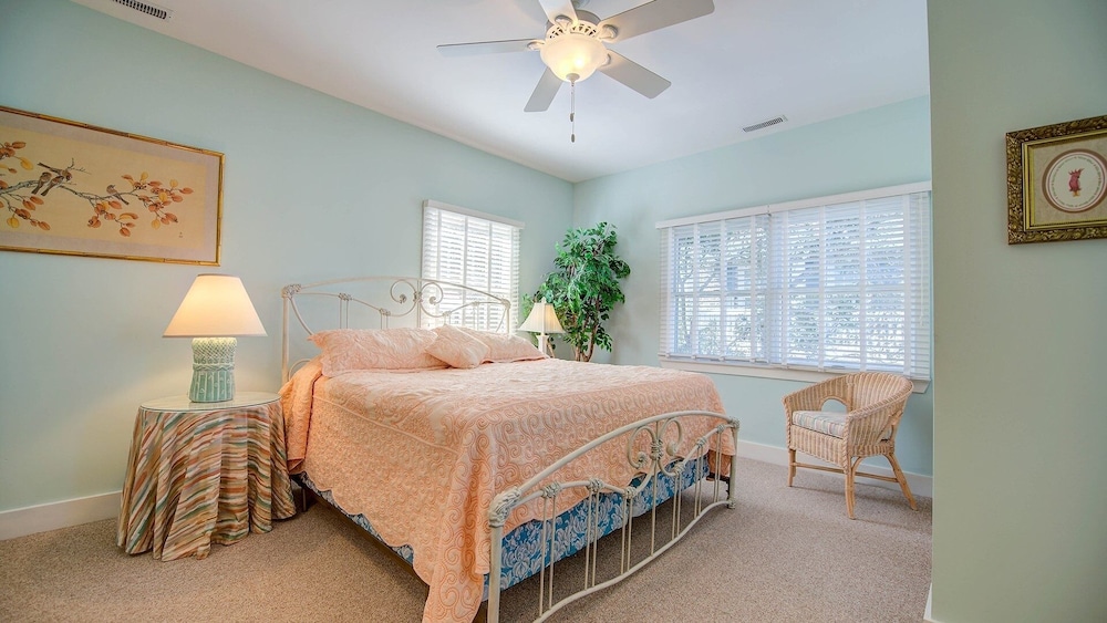 Pawleys Island Vacations - Screened Porches, Decks, Rockers, Hammocks And An Upstairs Balcony With Ocean Views 5 Bedroom Home by RedAwning - Property Image 4