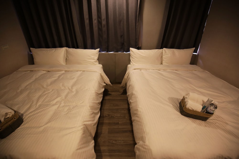 Nys Loft Hotel - Hostel