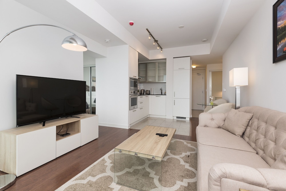 Metropolis Condotel Suites - York Street