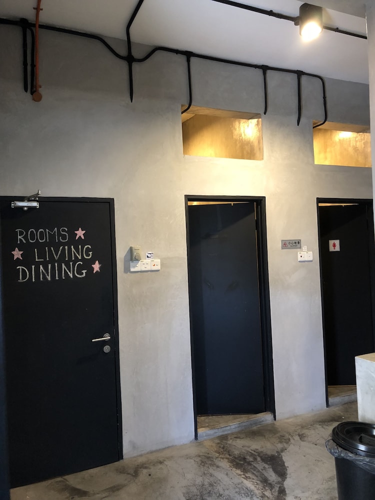Mari Hostel
