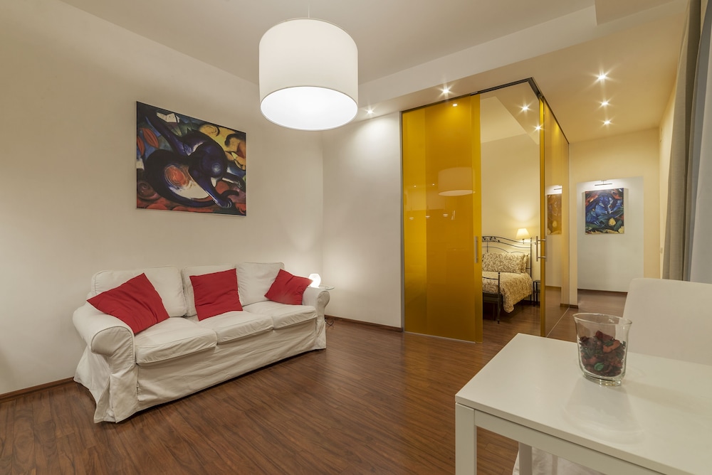 Castro Pretorio & Sallustiano Lovely Flat