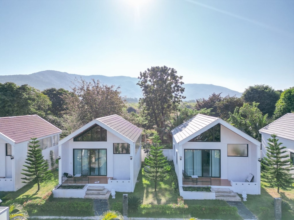 The Estretto Resort