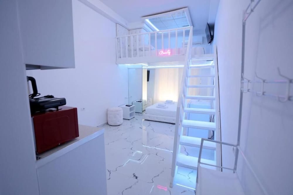Romance Apartment