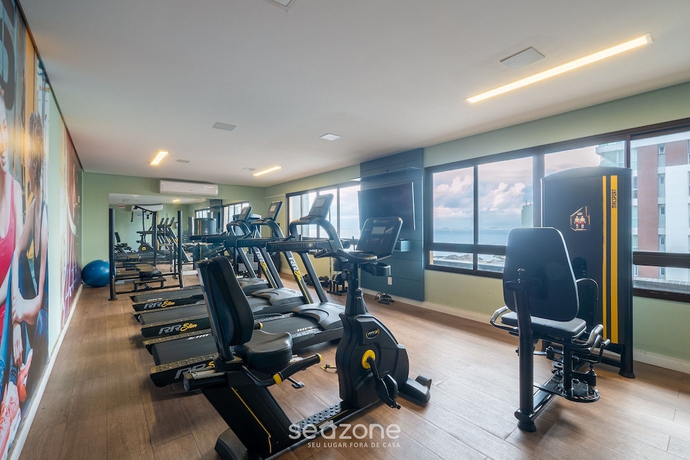 1 Bedroom Apart w/ Air 120m From the Beach Esb0310