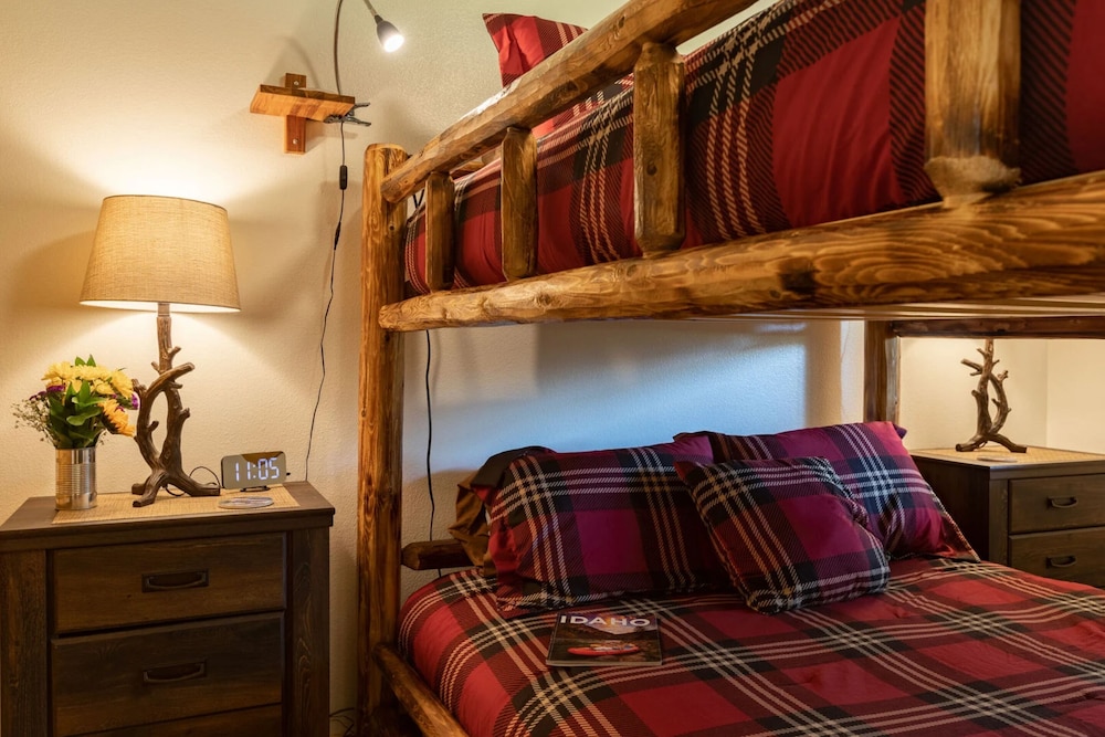 Deer View - Property Image 37