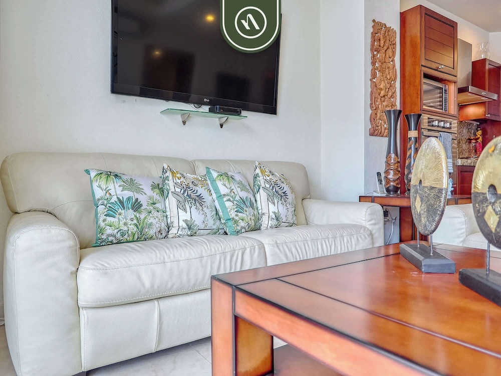 Amazing 1 BR Condo in Romantic Zone - Rooftop Pool