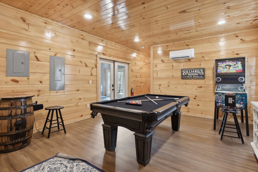 Big Bear Splash 2 Bedroom Cabin