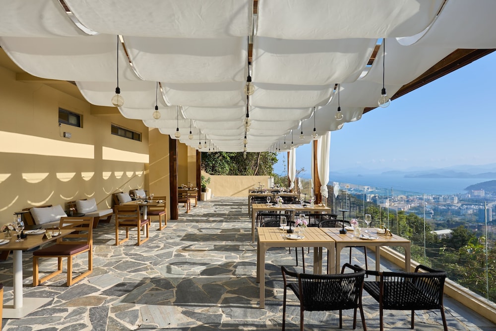 Miyue Shenzhen Tianlu Secret Wild Wizard Holiday Hotel