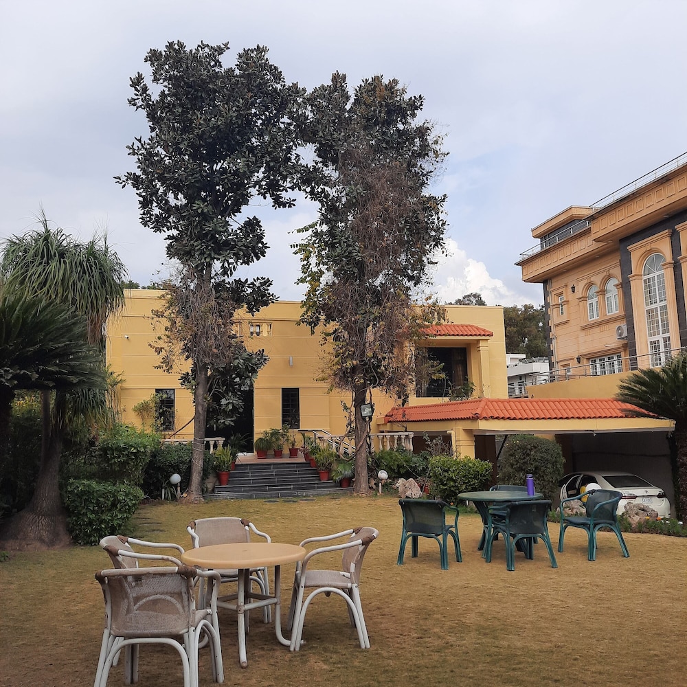 Magnolia Guest House