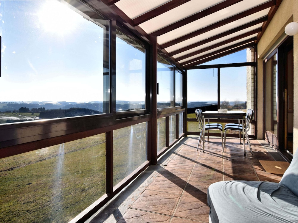 Holiday Home in Nadrin With Private Terrace