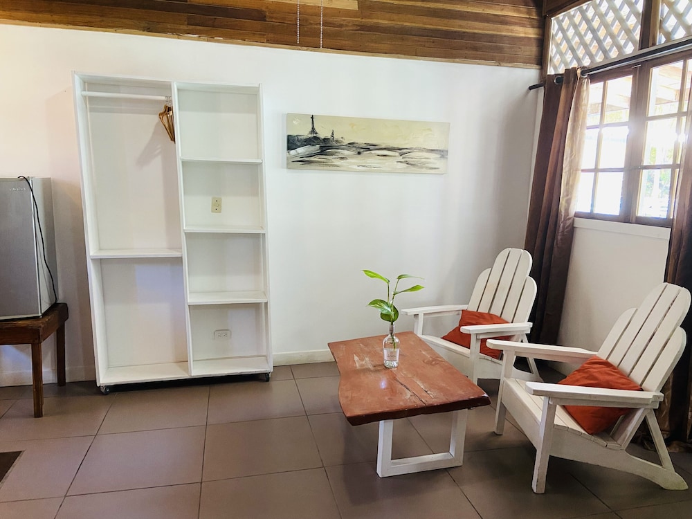 Lizard King Hotel & Suites